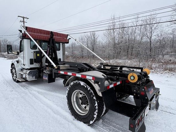2025 Peterbilt 537 Hook Lift Truck for sale — view 4
