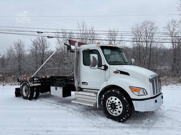 2025 Peterbilt 537 Hook Lift Truck for sale — view 5