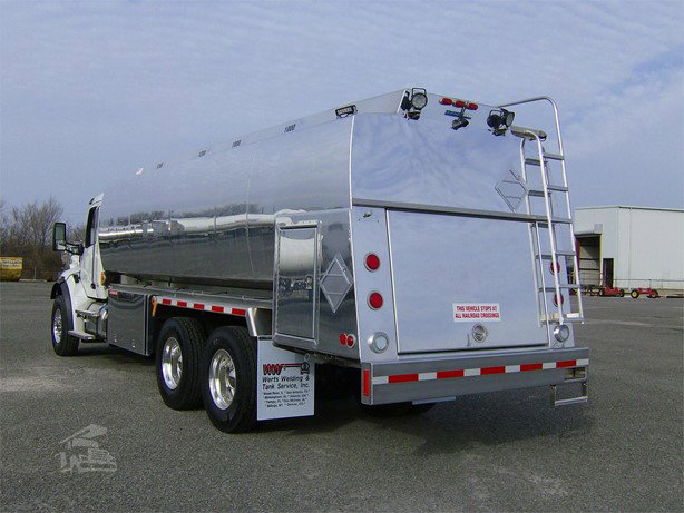 2025 Peterbilt 548 Tanker Truck - Fuel for sale — view 3