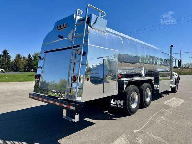 2027 Peterbilt 548 Tanker Truck - Fuel for sale — view 3