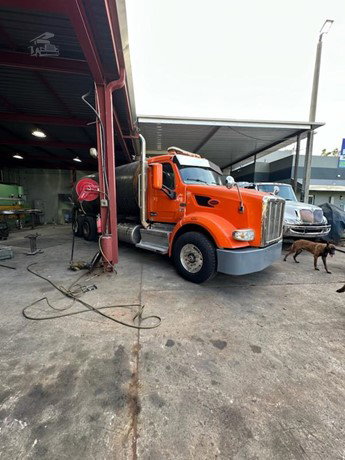 2019 Peterbilt 567 Sewer Truck for sale — view 4