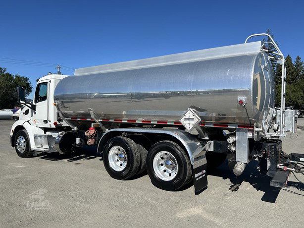 2021 Peterbilt 579 Tanker Truck - Fuel for sale — view 5