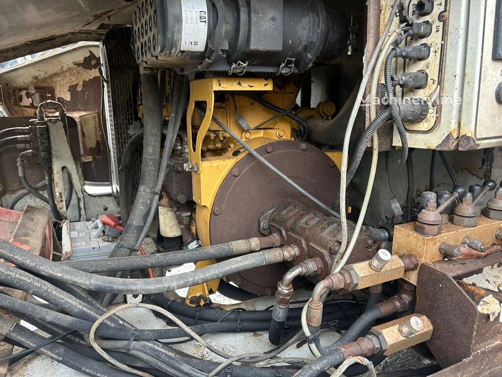 2011 Sandvik QE 340 Quarry - Screener for sale — view 5