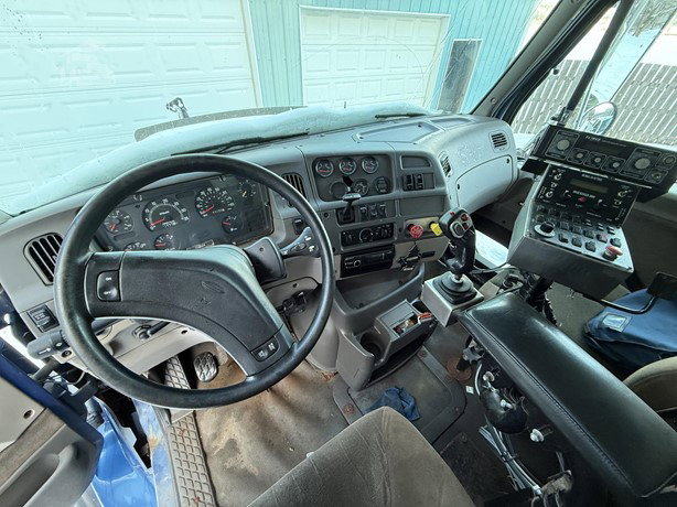 2002 Sterling LT8500 Pick Up Truck for sale — view 5