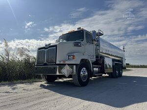 2017 Western Star 4700 Tanker Truck - Fuel for sale — view 2