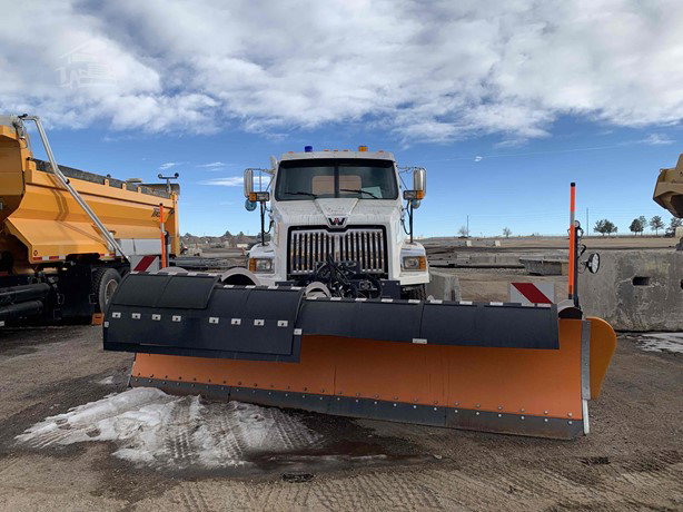 2020 Western Star 4700 Pick Up Truck for sale — view 3